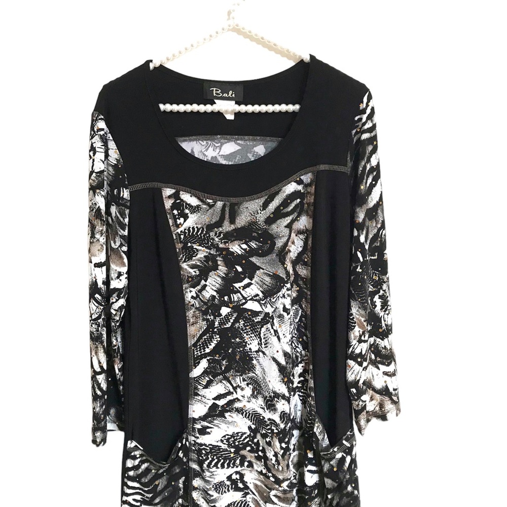 Bali Black & White Animal Print Pullover Top, Size M - Picture 3 of 12